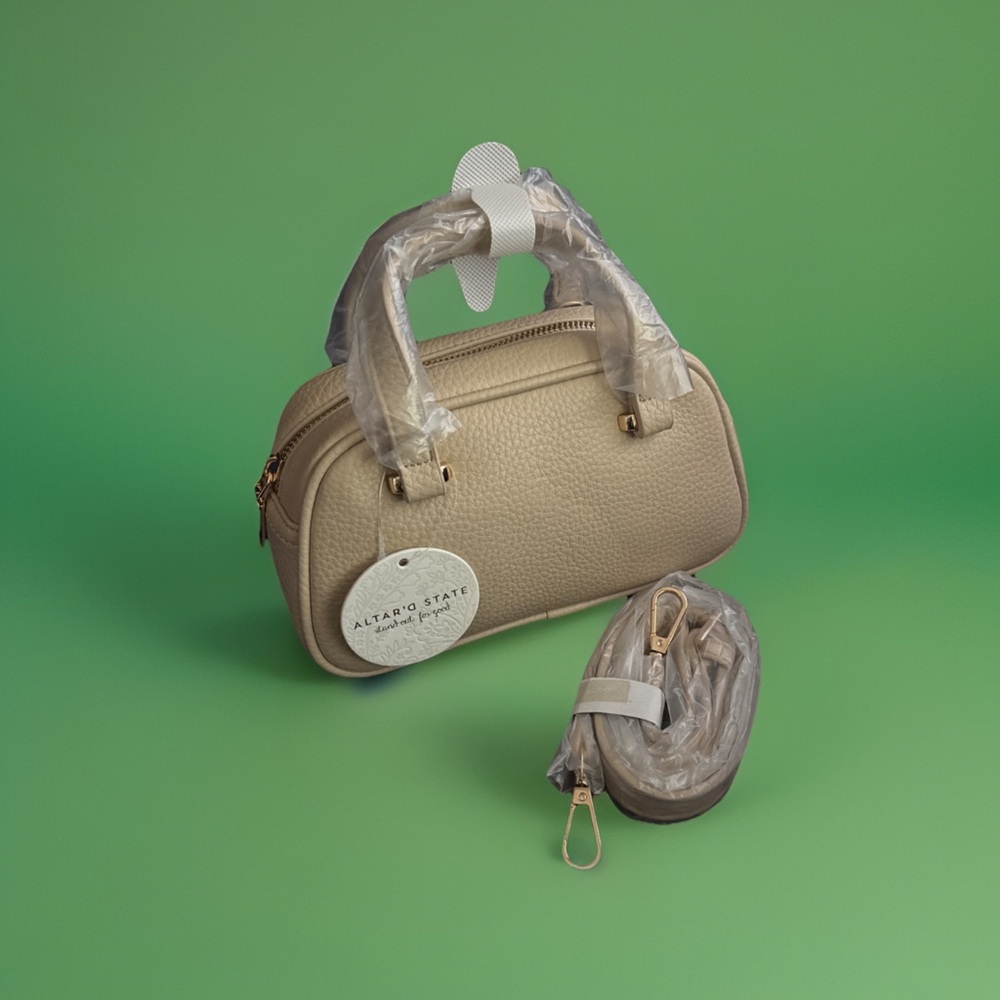 Altar’d State Pebbled Mini Top Handle Bag Cream Handbag With Crossbody Strap NWT - Picture 3 of 3